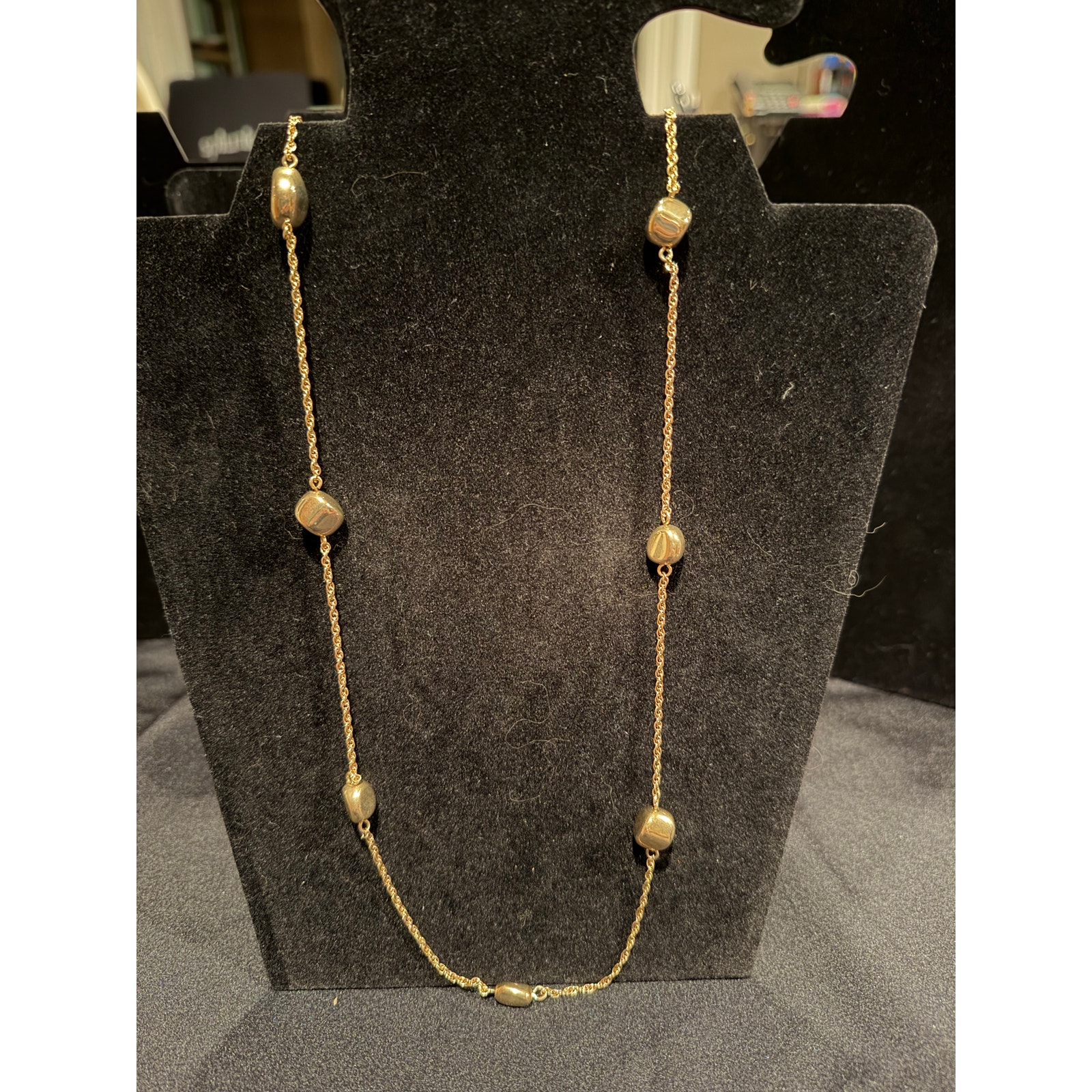 Bill Blass Vintage Gold Tone 32” Necklace